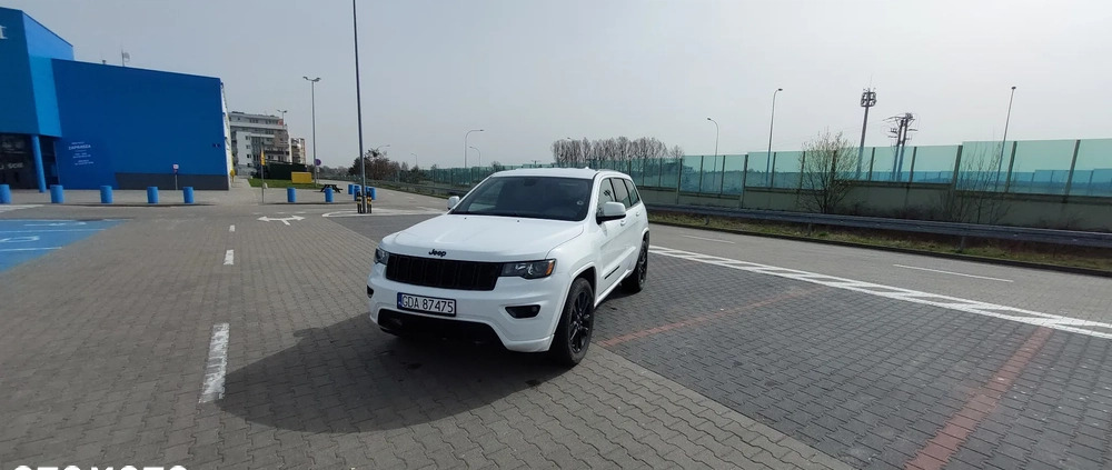 Jeep Grand Cherokee cena 110000 przebieg: 126500, rok produkcji 2019 z Sępopol małe 436